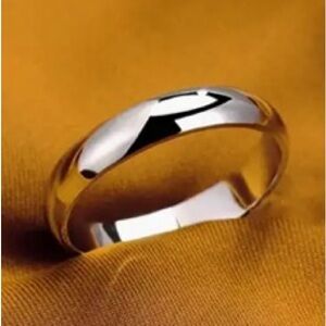 Unisex Silver Band Ring